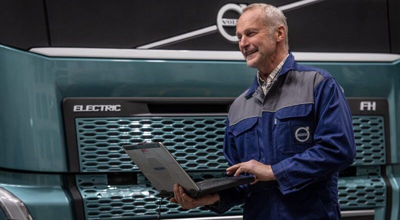 Volvo Trucks укладає велику угоду з Holcim на виробництво електричних вантажівок